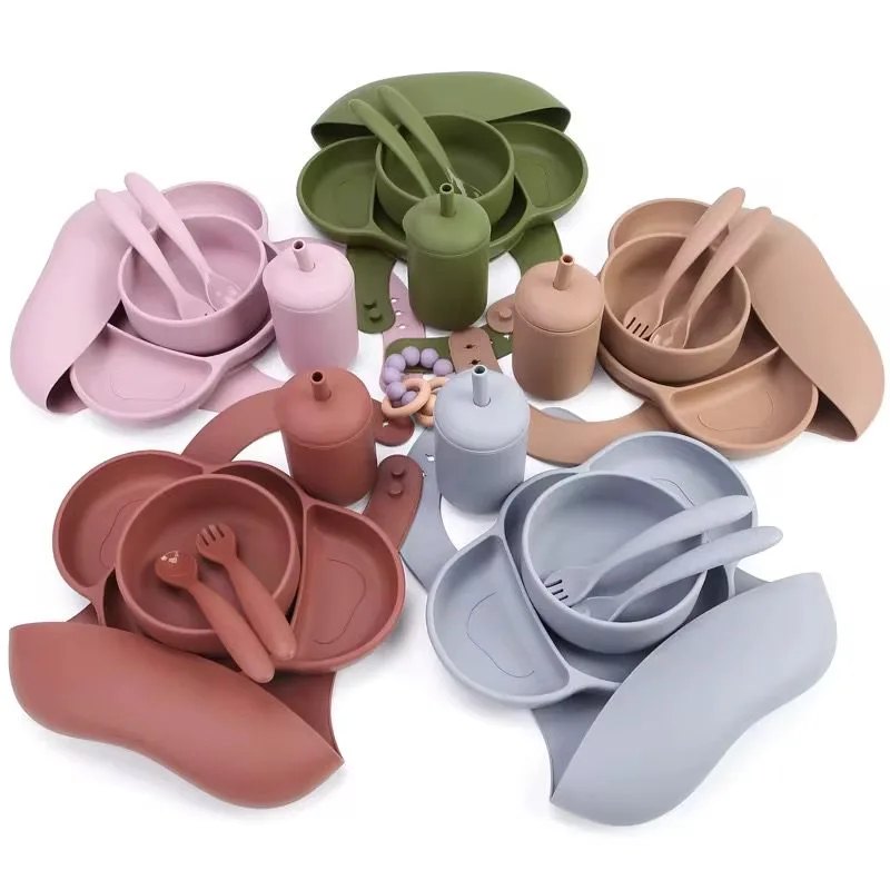 Silicone Baby Feeding Set with Suction Bowls